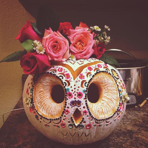 My Sugar Skull Owl for the 2014 pumpkin carving contest! 1st prize winner! Carved pumpkin. Owl pumpkin. Pumpkin Carving Contest Winners, Pumpkin Contest Winners, Pumpkin Decorating Contest Winners, Owl Skeleton, Sugar Skull Owl, Pumpkin Owl, Decorated Pumpkin, Owl Pumpkin, Dekorasi Halloween