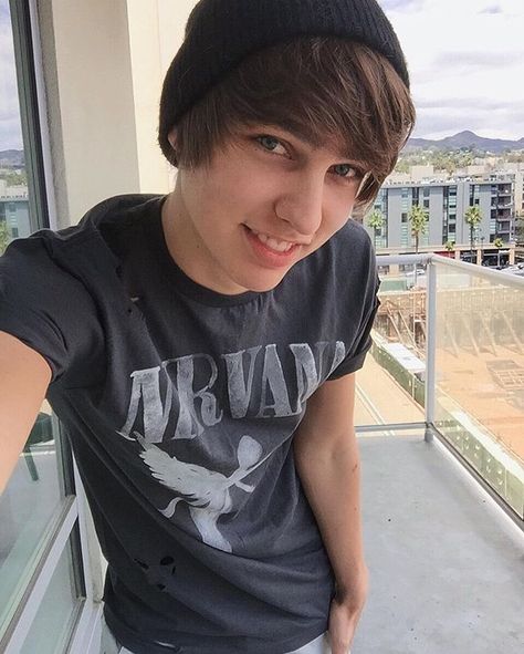 Unlike Any Others Colby Brock Pictures, Coby Brock, Teen Funny, Jon Cozart, Sam Golbach, Martinez Twins, Trap House, Beautiful Human, Men's Beanies