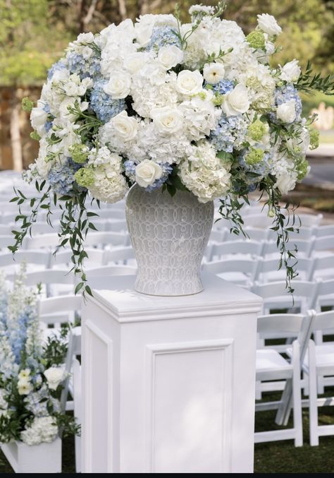 Large Hydrangea Arrangement, Hydrangea Aisle Wedding, Altar Arrangements Wedding, Blue And White Centerpieces Wedding, Blue And White Wedding Florals, Ceiling Flowers Wedding, Hortensia Wedding, Blue And White Wedding Decor, White And Blue Wedding Flowers