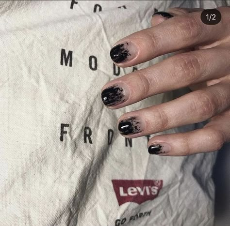 Guy Nails Ideas, Short Grunge Nail Designs, Guy Nail Designs, Nails For Guys, Nail Art Designs Men, Rock Nails Grunge, Guy Nail Art, Nails Hombres, Guy Nails