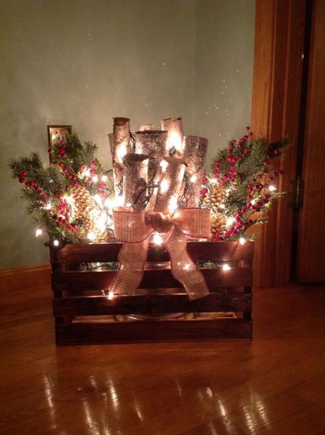 Decorative Birch Logs, Country Christmas Fireplace Decor, Birch Log Crafts, Birch Logs Christmas Decor, Christmas Centerpiece Ideas, Birch Logs, Inexpensive Christmas, Country Christmas Decorations, Christmas Centerpiece