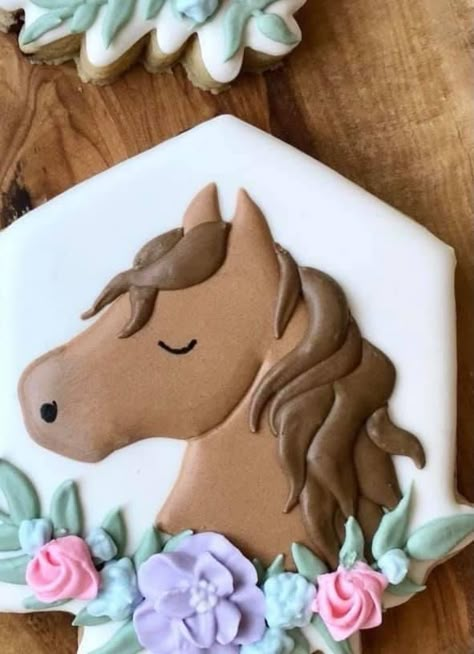 Horse Theme Birthday Party, Birthday Biscuits, Horse Birthday Cake, Cookie Birthday Party, Farm Cookies, Horse Cookies, Horse Birthday Parties, Horse Cake, Sugar Cookie Royal Icing