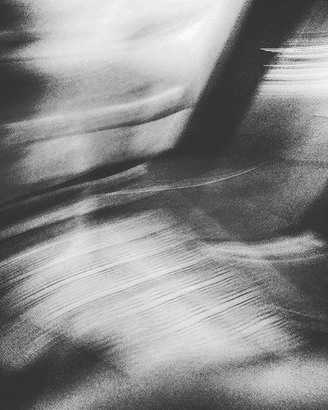 Blur Graphics Design, Black And White Motion Blur, Motion Blur Graphic Design, Motion Blur Poster Design, Motion Blur Aesthetic, Blur Overlay, Blur Aesthetics, Gradient Photography, Blurred Photography