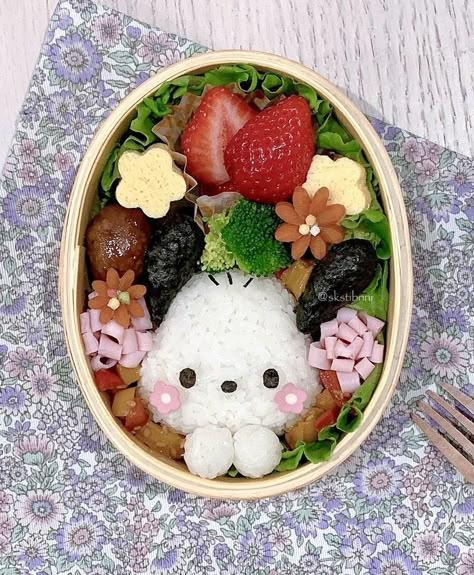 Incredibly Cute Meals Inspired By Japanese Cuisine Mha Food Recipes, Cute Vegan Food, Aesthetic Japanese Food, Cute Food Recipes, Sanrio Ideas, Cute Lunches, Cute Meals, Japan Bento, Cute Onigiri