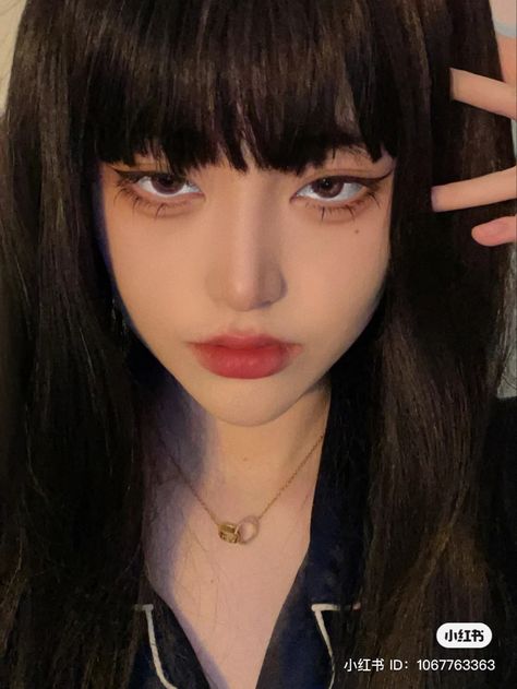 Tomi Makeup, Tomie Makeup, Korean Eye Makeup, Jewelry Photography Styling, Asian Eye Makeup, Uzzlang Girl, Makeup Goals, Girls Makeup, Pretty Makeup