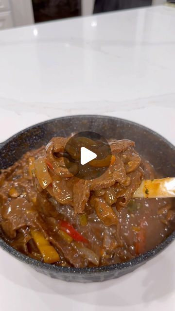 Pepper Steak Gravy Recipe, Pepper Steak Recipe Videos, Pepper Sauce For Steak, Pepper Steak And Rice, Beef Pepper Steak, Steak Sauce Recipes, Steak And Rice, Pepper Steak Recipe, Pepper Steak