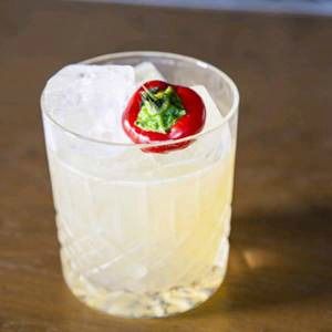 Cocktail Recipe: Picante de la Casa from Cecconi's/Soho House | The Public Kitchen | Food | KCET Strawberry Cocktail Recipe, Cocktail Recipes Tequila, Fruit Juice Recipes, Margarita Cocktail, Barbecue Party, Cocktail Recipes Easy, Classic Cocktail, Easy Cocktails, Margarita Recipes