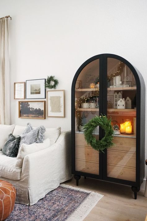 Arched Cabinet, Dining Room Cabinet, Living Room Redo, Living Room Entertainment, Living Room Update, Furniture Design Living Room, Small Apartment Decorating, Room Update, Room Redo