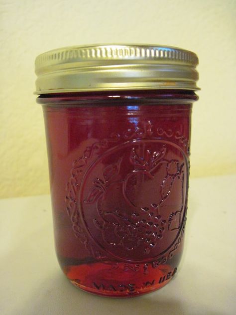 Prickly Pear Jelly (Heritage Recipe)   For several years, when the children were teenagers, the Tanner family would go out to t... Prickly Pear Jelly Easy, Nopales Recipes, Cactus Jelly, Cactus Recipes, Pear Jelly Recipes, Prickly Pear Jelly, Prickly Pear Recipes, Pear Jelly, Cactus Margarita