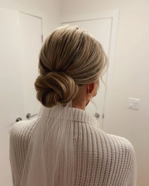 Summer Bridal Updo, Classy Bridal Updo With Veil, Low Bun Wedding Hair With Extensions, Hair Updos Wedding Bride, Low Bun With Veil Underneath, Modern Bridal Updo With Veil, Wedding Hair Updo Ponytail, Natural Wedding Updo, Clean Wedding Bun