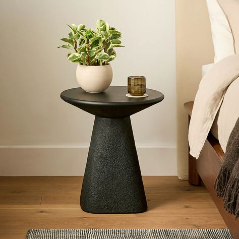 8 High-End Rustic California Modern Living Rooms (Concept Black Modern Side Table, Black Side Table Decor, Concrete Side Table, Organic Living Room, Marble Top Side Table, Plaster Texture, Article Furniture, Pedestal Side Table, Chicago Apartment