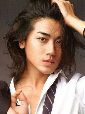 Jin Akanishi, Dark Fae, Akanishi Jin, Japanese Men, Long Hair Styles Men, Asian Actors, Good Looking Men, Asian Men, Mens Hairstyles