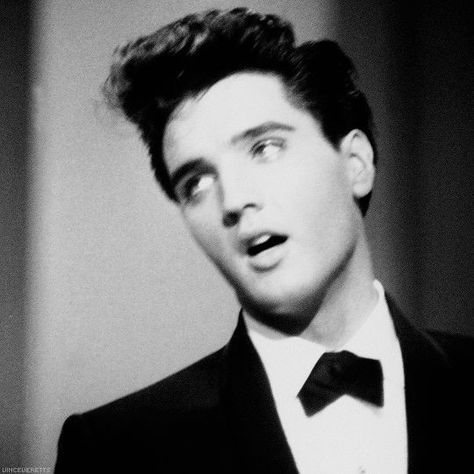 Elvis Presley, A Man, Black And White, On Twitter, Funny, Twitter, White, Black