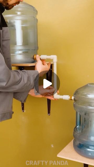 How To Filter Water At Home, Diy Filter Water, Water Filters For Home, Homemade Water Filter, Water Filtration Diy, Water Filter Diy, Water Mister, Gallon Water Jug, Garden Watering