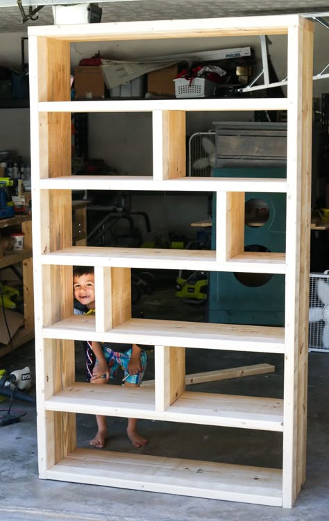 Pallet Bookshelf, Rustic Bookshelf, Bookcase Diy, Reclaimed Pallets, Bookshelf Design, Pallet Decor, Bookshelves Diy, Free Plans, Diy Shelves