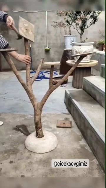 Takken Decor, Deco Champetre, نباتات منزلية, Homemade Tables, Tables Kitchen, Diy Plant Hanger, Garden Decor Projects, Diy Plant Stand, Attic Renovation