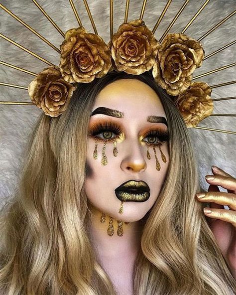 Sun Witch Outfit, Celestial Makeup, 2023 Costumes, Gold Inspo, Dripping In Gold, 2022 Goals, Goddess Makeup, Creepy Makeup, Gold Makeup Looks