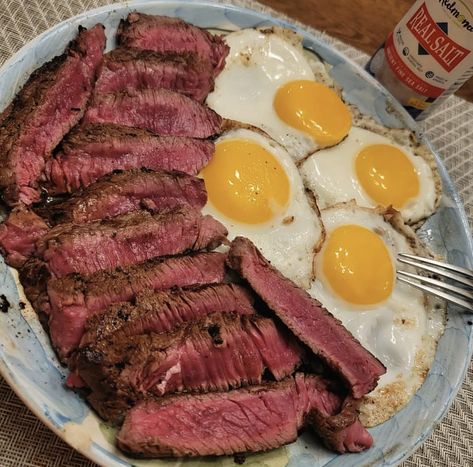 Carnivore diet recipes steak and eggs Carnivores Diet Recipes, Only Meat Diet, How Much To Eat On Carnivore Diet, Canivour Diet, Carnivore Diet Recipes Steak, Carnivore Diet Aesthetic, Cave Man Diet, Carnivore Aesthetic, Carnivore Diet Meals