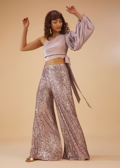 Modern Indian Dress, Crop Top Palazzo, Indo Western Outfit, Indo Western Outfits For Women, Crop Top Styles, Sangeet Outfit, Lehenga Designs Simple, Crop Top Designs, Western Outfit