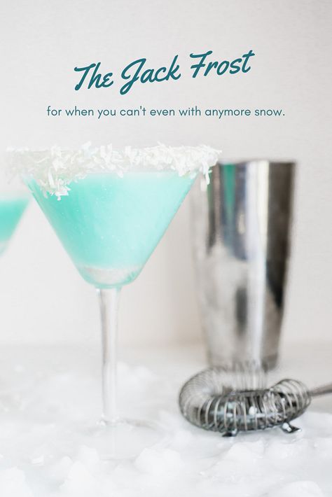 The Jack Frost: A peppy winter cocktail to remind you that Jack Frost won’t be here forever. With rum, blue curacao, pineapple juice, and coconut cream,  this one packs a punch! #winter #cocktail #drink #holiday #christmas #jackfrost #tropical #rum #curacao #pineapple #coconut #martini #recipe #blue #frosty #party #booze #dranks #girly Christmas Party Drinks, Winter Cocktail, Alcholic Drinks, Coctails Recipes, Blue Drinks, Pineapple Rum, Vodka Martini, Rum Drinks, Winter Cocktails