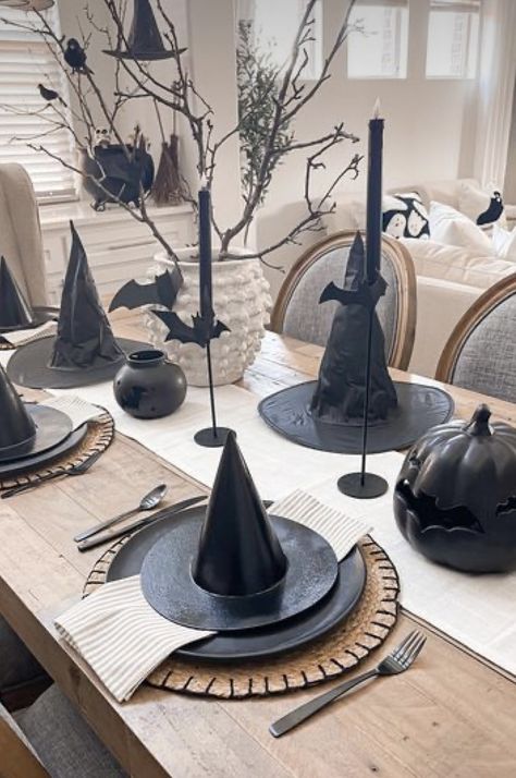 Kent Johnson, Diy Halloween Witch, Halloween Table Settings, Handmade Halloween Costumes, Halloween Tablescape, Halloween Party Dinner, Halloween Witch Decorations, Halloween Table Decorations, My My