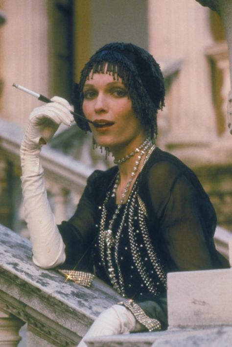 Pictures & Photos from The Great Gatsby - IMDb Gatsby Movie, Gatsby Girl, Daisy Buchanan, Gatsby Costume, Jay Gatsby, Great Gatsby Fashion, Mia Farrow, Great Gatsby Party, Gatsby Style