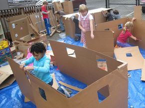 Creating with cardboard boxes (",) Box Construction For Kids, Den Building, Creative Curriculum Preschool, Cardboard Construction, Toy Castle, Block Play, Cardboard Box Crafts, Summer Preschool, Box Crafts