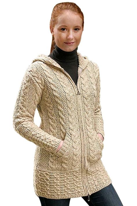 Irish Knitting, Stitching Styles, Knitted Coats, Knitting Patterns For Women, Free Knitting Patterns For Women, Ladies Sweater, Knitting Paterns, Christmas Outfits Women, Aran Sweater