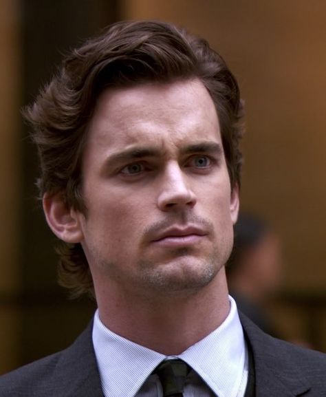 Matt Bomer Hair, Matt Bomer White Collar, Neal Caffrey, Guy Haircuts Long, Wavy Hair Men, Long Dark Hair, Mens Haircuts Short, Model Inspo, Business Portrait