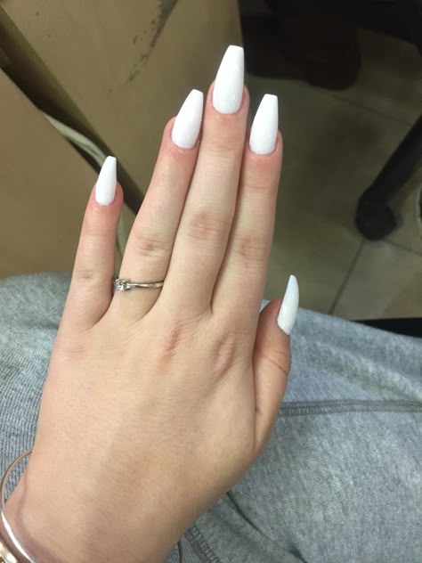 2-4 Inch White Coffins With Glossy Coat, Simple White Nail Designs Coffin, French Tips White, White Nail Ideas, Matte White Nails, Ballerina Acrylic Nails, White Coffin Nails, Witchy Nails, White Tips