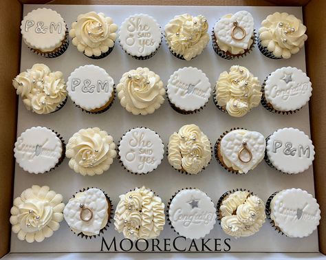 Engagement Cupcake Ideas Design, Cupcakes Engagement Party, Engagement Cupcake Ideas, Engagement Party Cupcakes, Engagement Cupcakes, Wedding Cake Pearls, Engagement Cake Toppers, Bridal Cookies, Holly Wedding