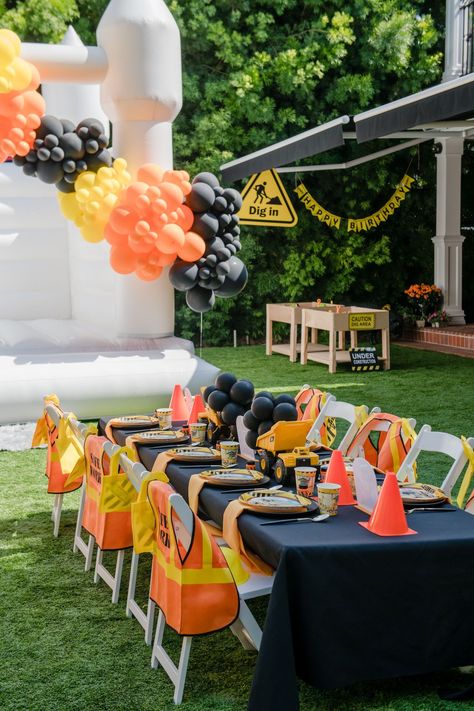 Construction Birthday Party At Park, Construction Birthday Party Backyard, Construction Pool Party, Sons 1st Birthday Ideas, Construction Two Year Old Birthday, Dump Everything Birthday, Backyard 1st Birthday Party Boy, Construction Birthday Balloons, Construction Birthday Party Balloons