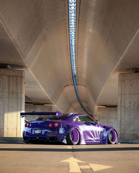 Toyota Gtr R35, Kereta Sport, Nissan Gtr Wallpapers, Car Drift, Nissan Gtr R34, Aesthetic Cars, R35 Gtr, Purple Car, Nissan Gtr R35