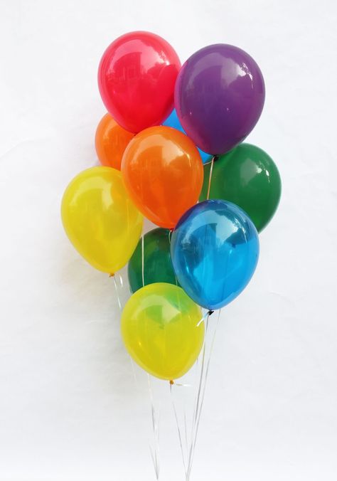 Balloons Rainbow, Bunch Of Balloons, Burgundy Wedding Ideas, Rainbow Parties, Orange Balloons, Yellow Balloons, Purple Balloons, Rainbow Birthday Party, Rainbow Balloons