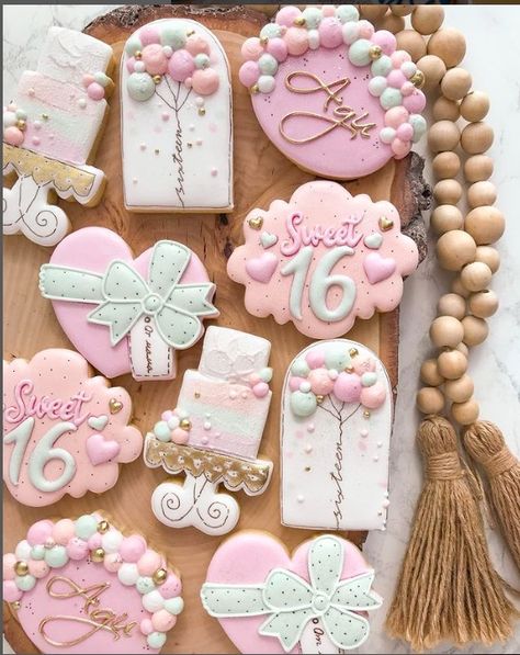 Balloon Cookies, Sugar Cookie Cakes, Princess Cookies, Royal Iced Cookies, Cookies Theme, Pastel Birthday, 16 Birthday Cake, Cookie Business, Cookies Pastry