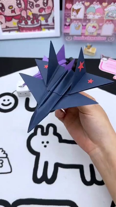 Plane Paper Craft, Fighter Jet Cake, Plane Paper, Plane Crafts, Jet Plane, Paper Airplanes, Paper Plane, Origami Art, Fighter Planes