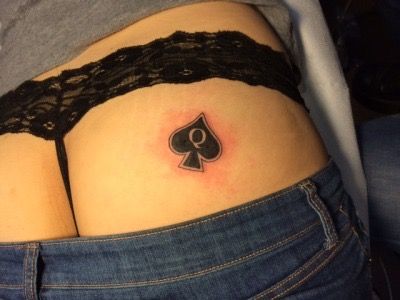 QoS Queen of Spades tattoo. i love these and although i don’t have any tattoos, this would be my first.  Although I have never been with a BBC i would love to experience my first Spades Tattoo, Spade Tattoo, Bronx Rappers, Stylish Pic, Couple Pics For Dp, Beautiful Smile Women, Tattoo Styles, Deathly Hallows Tattoo, Apple Products