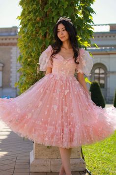 Birthday Dress Long Frock, Pink Butterfly Outfit, Cute Birthday Dresses For Women, Dresses For Birthday Women, Cute Dresses For Birthday, Borthday Dress, Dress Ideas For Birthday, Butterfly Dress Aesthetic, Birthday Style Dresses