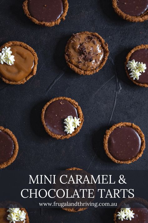 Mini chocolate and caramel tarts are easy and always a crowd pleaser. Great for desserts, afternoon tea, or when you need to 'bring a plate'. Frugal Baking, Tart Mini, Chocolate Tarts Mini, Caramel Tarts, Chocolate Pie Filling, Flake Chocolate, Salted Caramel Tart, Easy Biscuit, Chocolate Tarts