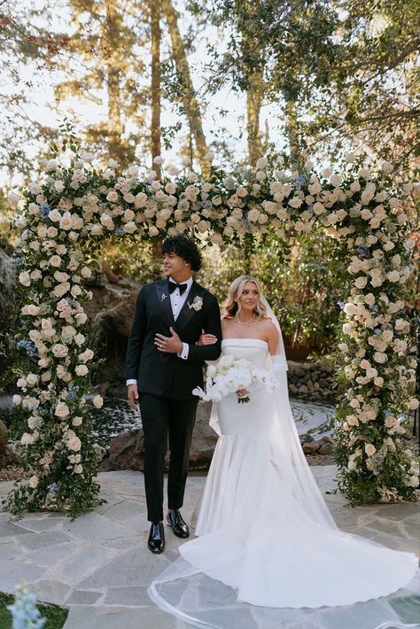 Mackenzie Grimsley, Calamigos Ranch Wedding, Tiktok Influencers, Calamigos Ranch, Malibu Wedding, Cute Wedding Ideas, Los Angeles Area, Wedding Los Angeles, Ranch Wedding