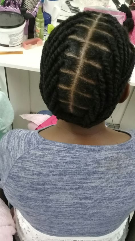 Pin by Muret Stella on Nattes collées in 2022 | Natural hair stylists, Natural hair braids, African hair braiding styles Magodi Mabhanzi Hairstyles, Threads Hairstyles, Wool Thread Hairstyles, Brazilian Wool Hairstyles Twist, Hair Twist Styles Natural, Twist Styles Natural Hair, African Threading Hairstyles, Brazilian Wool Hairstyles, African Threading