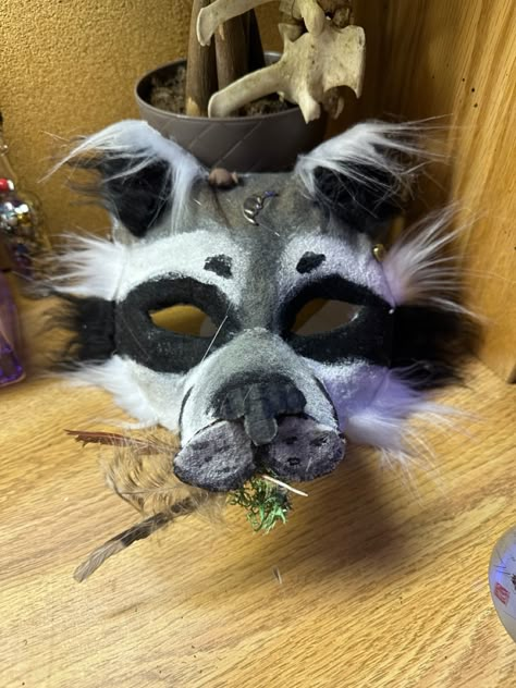 Raccoon Mask Therian, Raccoon Therian Mask Design, Cool Therian Mask, Therian Mask Ideas Racoon, Opossum Therian Mask, Racoon Therian Mask, Raccoon Therian Mask, Therian Mask Ideas Wolf, Racoon Therian