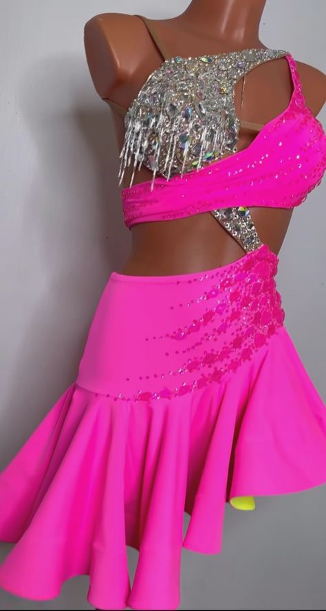 Hot pink 💕 Latin American Dress, Fun Fashion Pageant Outfit, Latino Dress, Latina Dress, Lucy Costume, Ballroom Dress Inspiration, Latin Costume, Figure Skating Competition Dresses, Pageant Outfits