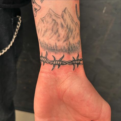 Sick freehand tattoo I did on my besty Joe. Please let me do some more barbwire 🙏🏼 #barbwire #freehand #cross #cybersygilism #chromehearts #costom Barbered Wire Tattoo, Barber Wire Tattoo, Barb Wire Tattoos, Barbwire Tattoo, Bones Tattoo, Wire Tattoo, Barbed Wire Tattoos, Collar Bone Tattoo, Collar Bone