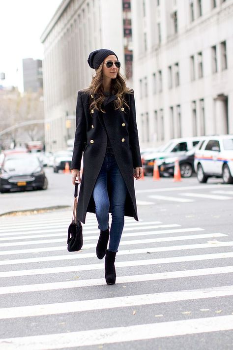 Military Trend Military Coat Outfit, Military Clothes, Long Coat Outfit, Military Trends, Military Branches, Something Navy, Navy Coat, Navy Style, Coat Outfit