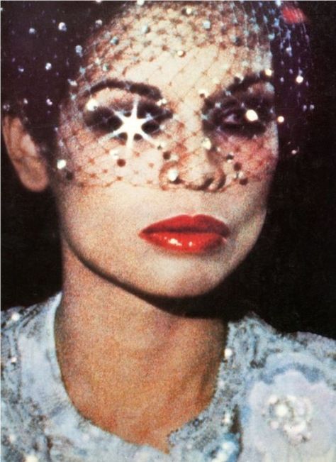 #BiancaJagger - a style of her own on the cover of Vogue March 1974 #vintage #vintagestyle #vintagefashion #fashion #style #fashionista #vintagelover #fashionphotography #fashionphotographyoftheday #photoshoot #picoftheday #models #model #editorial National Lipstick Day, Bianca Jagger, Diamonds In The Sky, Creatures Of Comfort, Aurelie Bidermann, Studio 54, Vogue Covers, Alexandre Vauthier, Vogue Uk