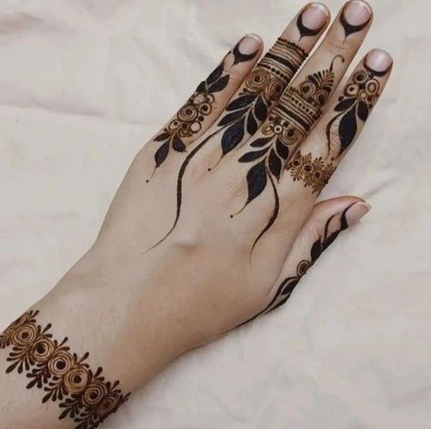 Finger Mehendi Designs Kafif, Finger Mehndi Designs Simple, Tiki Mehndi Design, Easy Mehndi Designs For Eid, Khafeef Designs, New Mehndi Designs Simple, Mehndi Designs Simple And Easy, Bail Mehndi Design, Finger Mehendi Designs