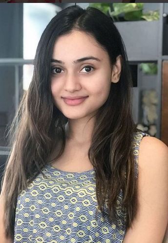 Janki Bodiwala Wiki, Age, Biography, Movies And More | How to look better, Celebs, Celebrities Janki Bodiwala, Alphabet Tattoo, Biography Movies, Actress Without Makeup, Beauty Smile, Crazy Wallpaper, Indian Fashion Dresses, Beautiful Smile Women, Brown Hair Colors