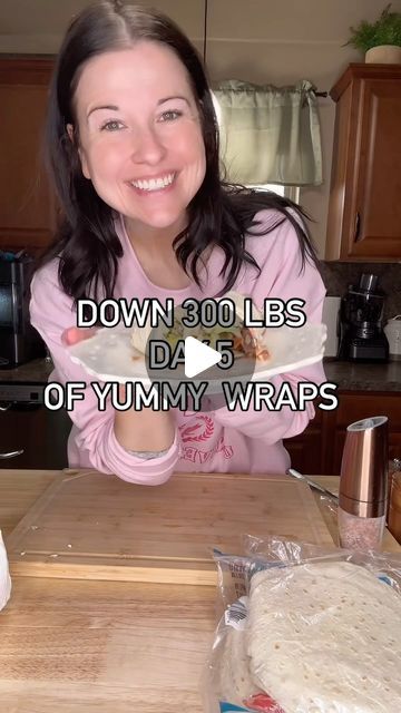 Catherine Shank on Instagram: "Down 300 lbs and love a good simple wrap for lunch and this is day 5 #foodie #weightlossfood #healthyfood #recipes #healthyeating #healthyrecipes #food" Simple Low Carb Lunch Ideas, Mission Wraps Recipes, Lavish Wrap Recipe, Cold Foods For Lunch, Easy Hot Lunch Ideas, Grilled Tortillas, Healthy Wraps For Lunch, Wraps For Lunch, Yummy Wraps