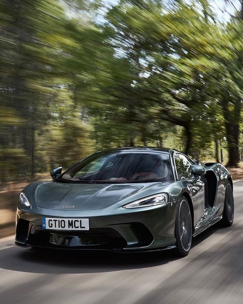 Mclaren Gt, Mclaren Models, Cool Car Pics, Mclaren Cars, Cars Aesthetic, Cool Car Pictures, Mclaren F1, Car Pics, Car And Driver